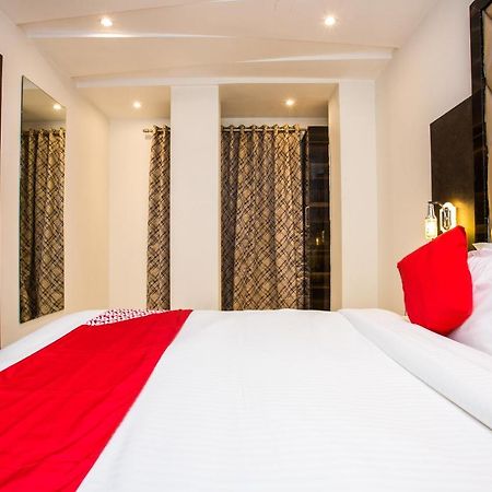 Oyo 37559 Hotel Al Haram Мумбаи Экстерьер фото