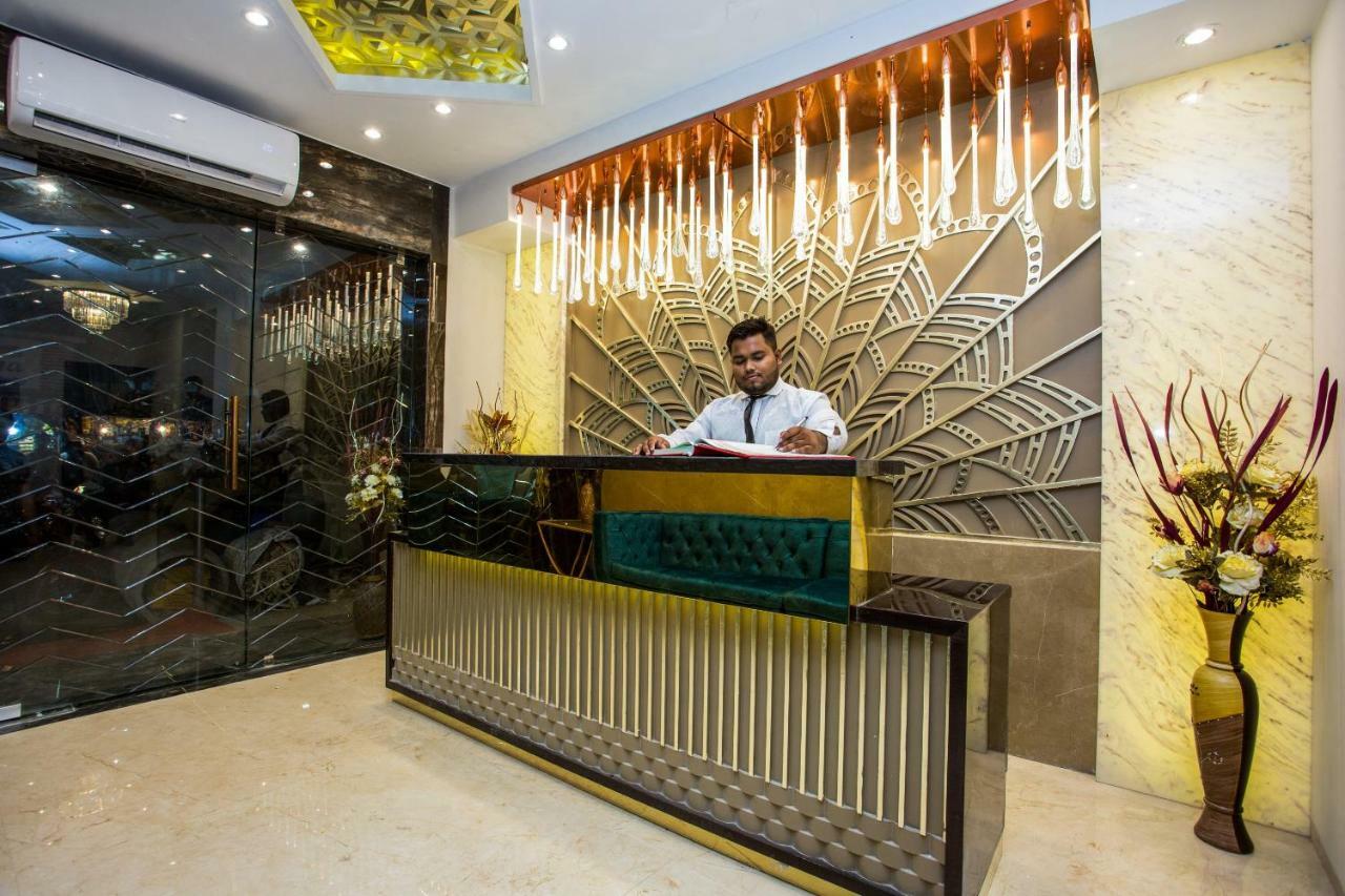 Oyo 37559 Hotel Al Haram Мумбаи Экстерьер фото