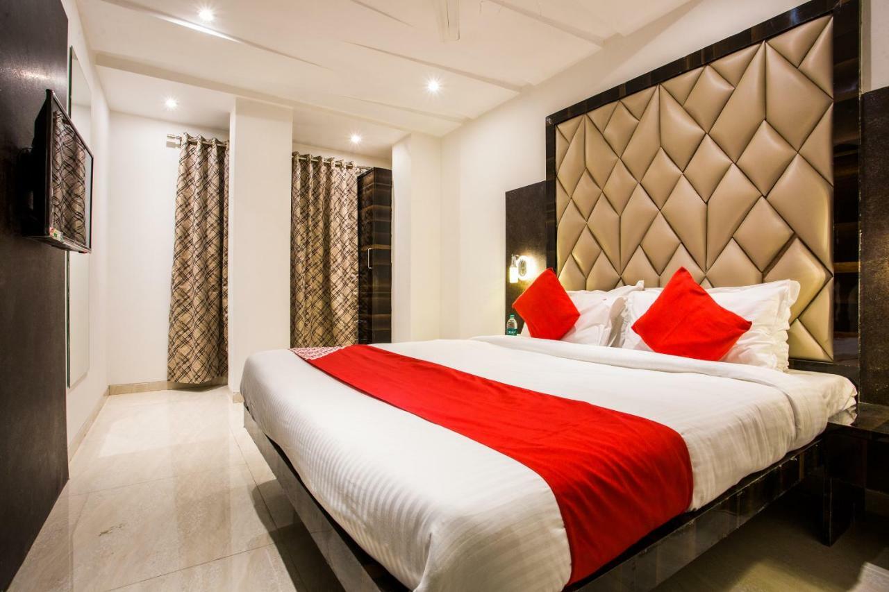 Oyo 37559 Hotel Al Haram Мумбаи Экстерьер фото